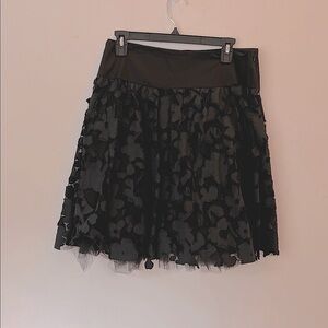 Black a line puffy skirt - forever 21 - Y2K, Medium. Waist 30”